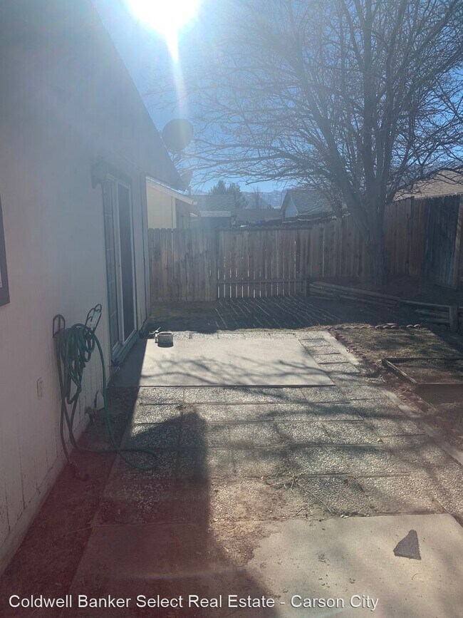 Foto del edificio - 3 br, 2 bath House - 2444 Scotch Pine Drive