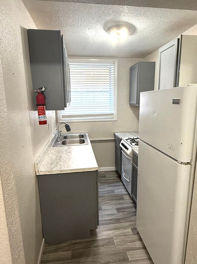 Foto del edificio - 706 W Prairie Ave