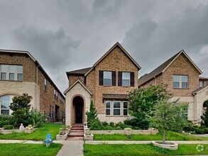 Building Photo - 6761 Prospect Way