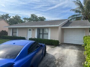 Building Photo - 7355 Pinedale Dr