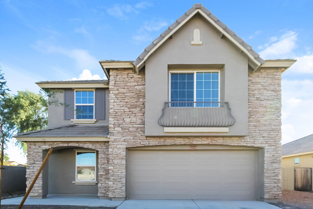 Foto principal - 18405 W Sunnyslope Ln