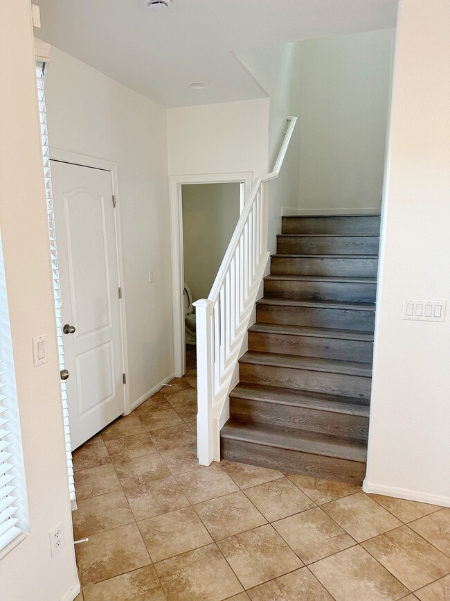 Foto del edificio - 1721 Spanish Sky Ave