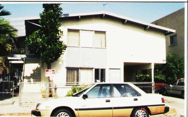 Foto del edificio circa 1995 - 1401 S Catalina St