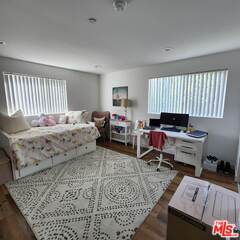 Foto del edificio - 13826 Bessemer St
