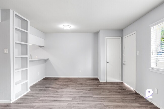 Building Photo - 2606 Wheless Ln