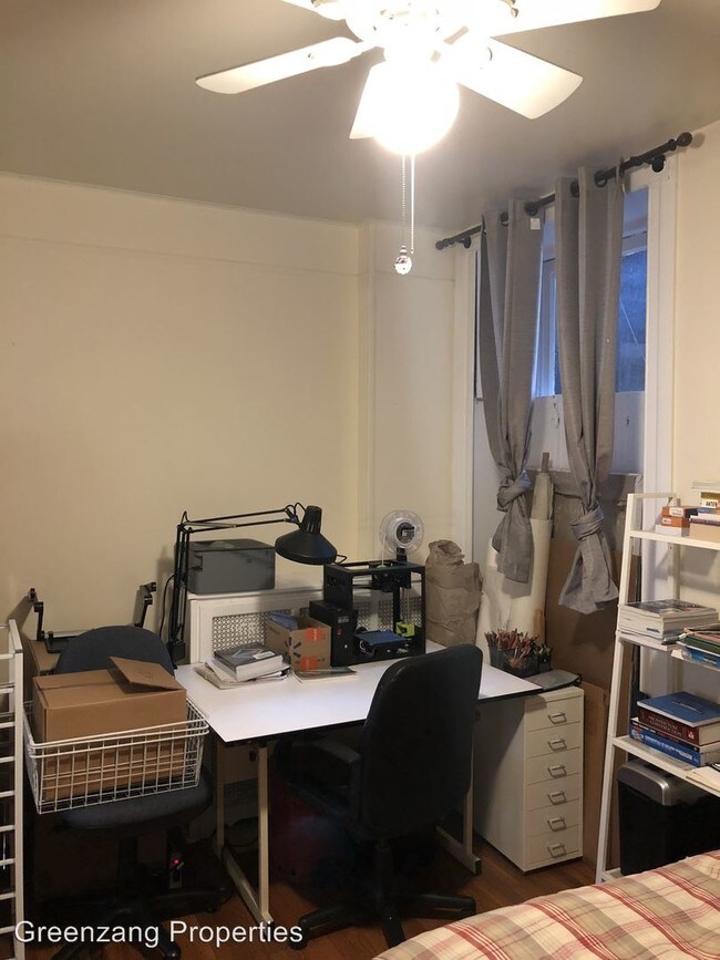 Building Photo - 1719 Spruce St