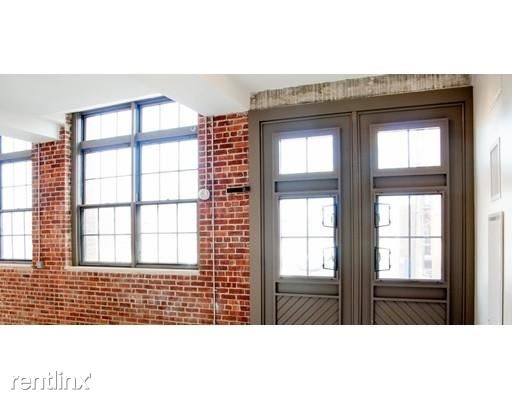 Building Photo - 275 Medford St