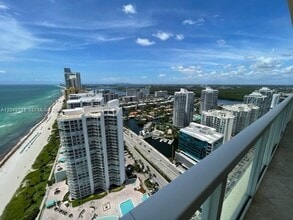 Building Photo - 16699 Collins Ave
