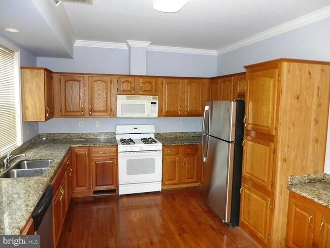 Foto del edificio - 7324 Willow Glen Way