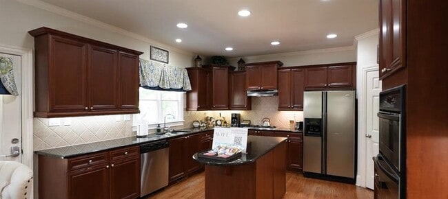 Building Photo - 2911 Willowstone Dr