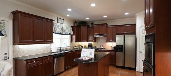 Foto del edificio - 2911 Willowstone Dr