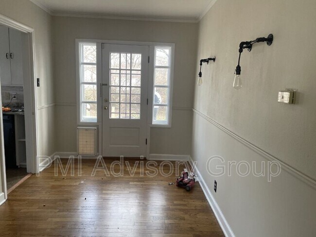 Foto del edificio - 1232 SW Saline St
