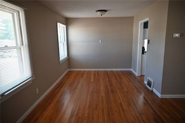 Building Photo - 9510 Lydell Dr