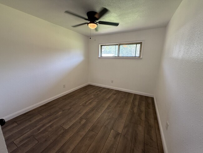 Foto del edificio - 505 N Florence St