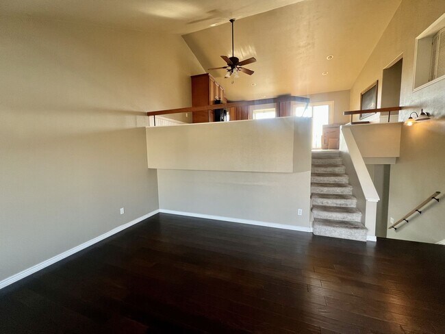 Foto del edificio - Gorgeous 4 Bedroom Home in Briargate!