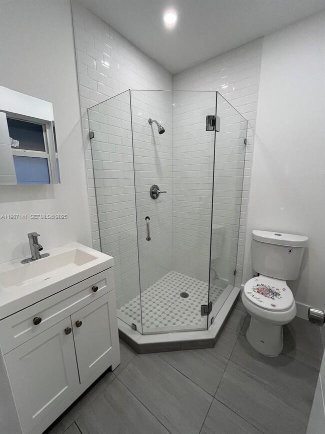 Building Photo - 1719 NW 1st St