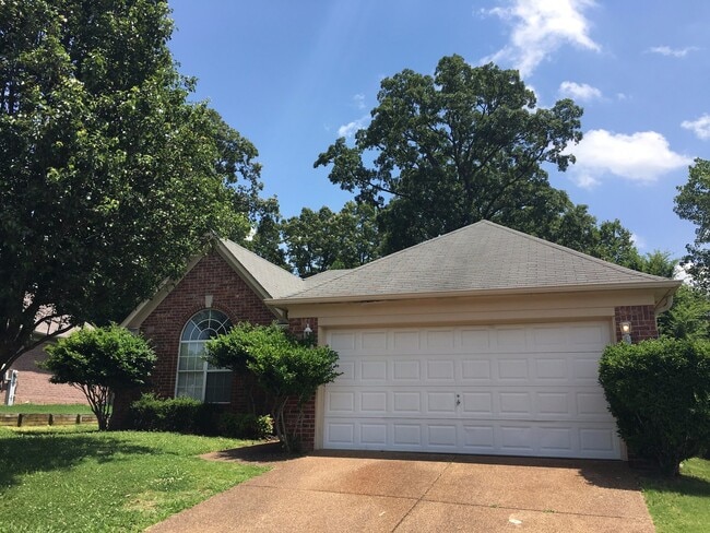 3br/2ba Home in the Bartlett area. Vaulted... - 3br/2ba Home in the Bartlett area. Vaulted...