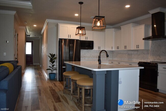 Foto del edificio - 4 br, 2.5 bath House - 1767 SW 70th Cir