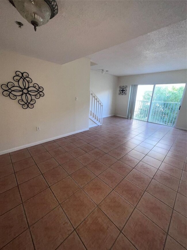Building Photo - 167 Riviera Cir