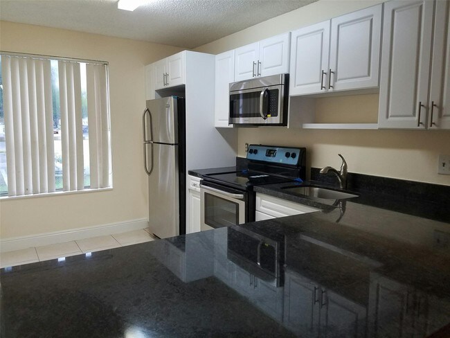 Building Photo - 2181 SW 80th Ter