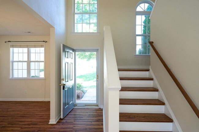 Building Photo - 9307 Winston Hall Ct