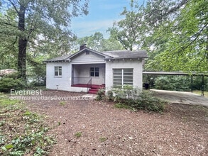 Building Photo - 1512 Haven Dr N