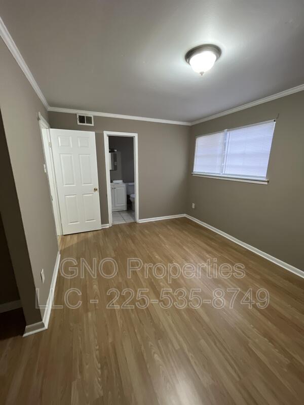 Building Photo - 3005 Magellan St