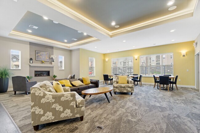 22 Slate Clubroom - 22 Slate