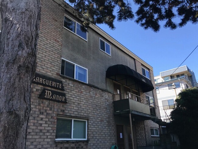 Building Photo - 565 Lee St