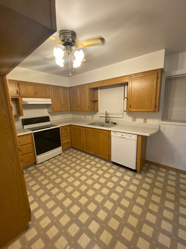 Foto del edificio - Very nice 3 bed 1 bath house, $1325