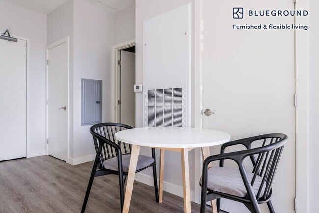Building Photo - 485 Foley St