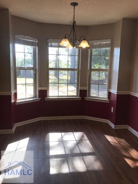 Foto del edificio - 124 Wayfair Ln