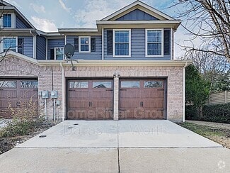 Building Photo - 2216 Stoneleigh Pl