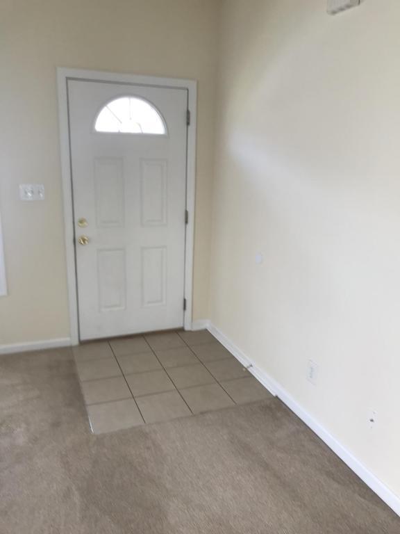 Building Photo - 111 Maddux Lane Unit E