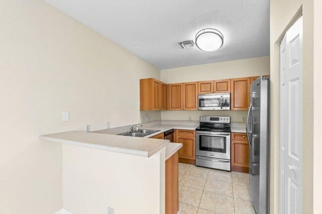 Photo - 809 Talia Cir House