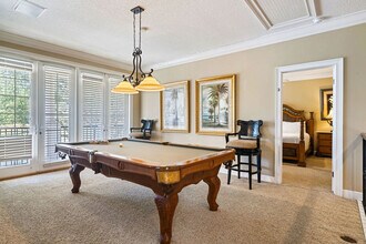 Building Photo - 7550 Gathering Dr
