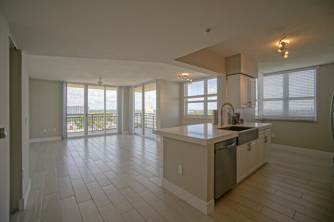 Foto del edificio - 2501 E Sunrise Blvd