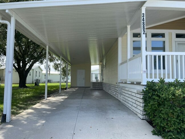 Foto del edificio - 34882 Blue Starling St