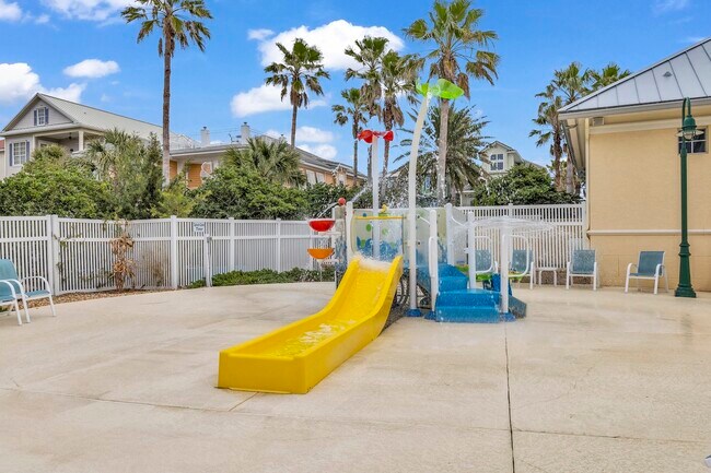 Building Photo - 1200 Cinnamon Beach Way