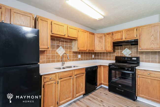 Building Photo - 3426 Estes Park Dr SW