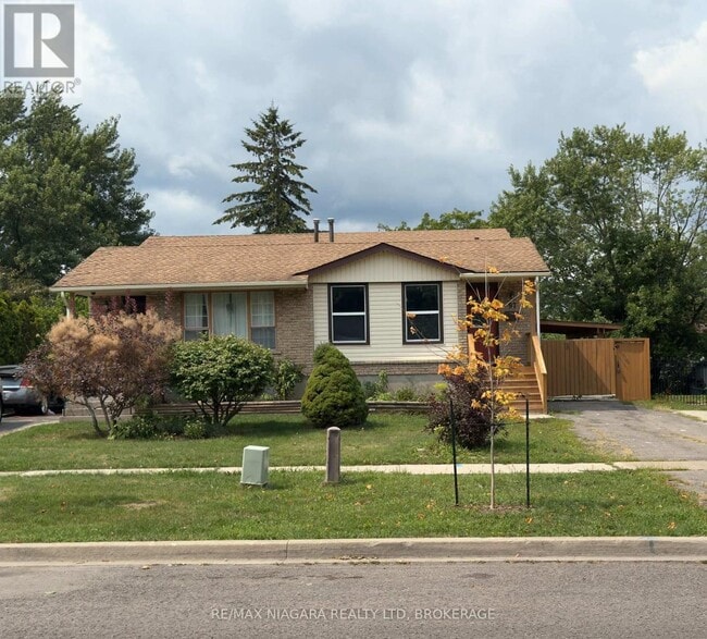 Building Photo - 97 Tupper Dr