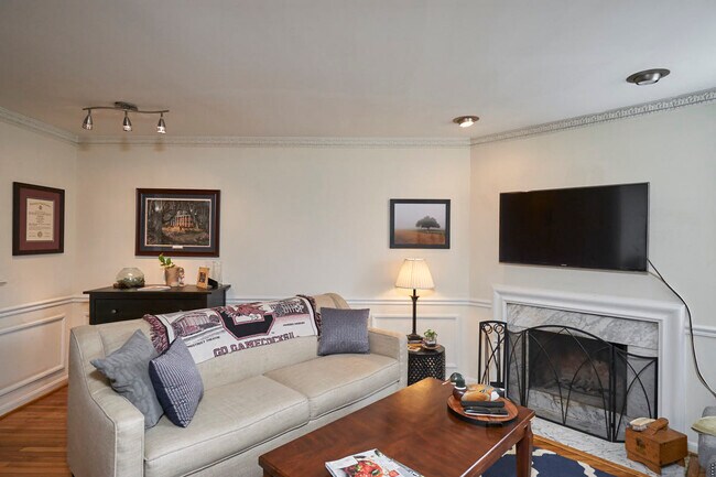 Foto del edificio - 730 7th St SE