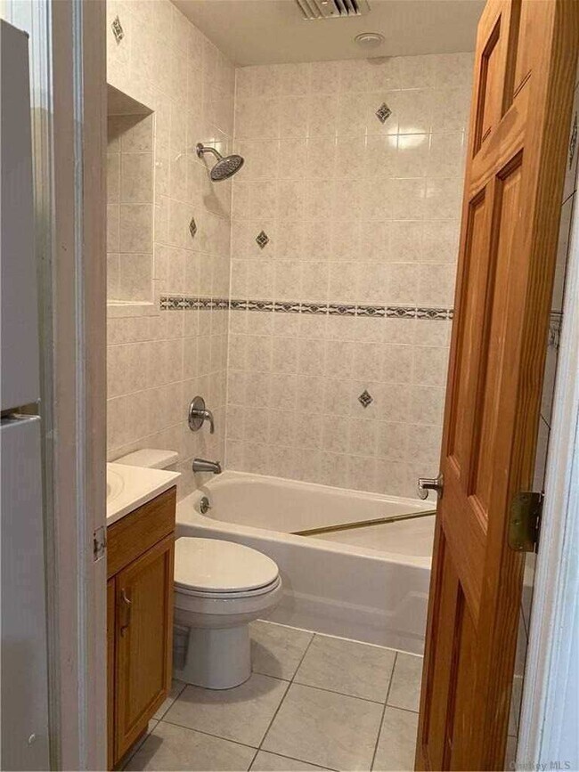 Foto del edificio - 91-09 Eldert Lane