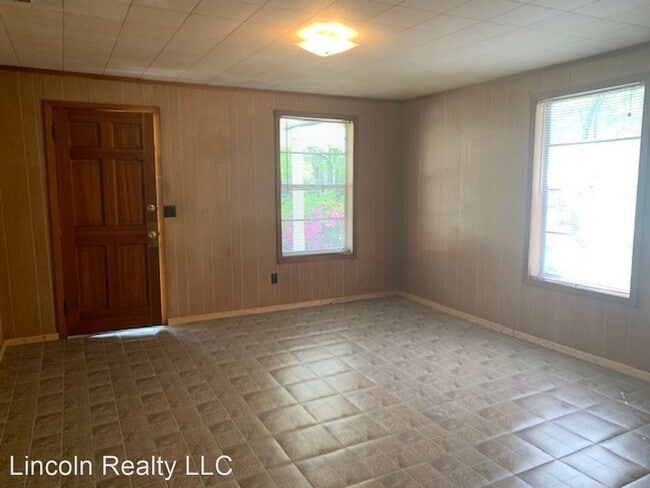 Building Photo - 1 br, 1 bath House - 1406-B River St