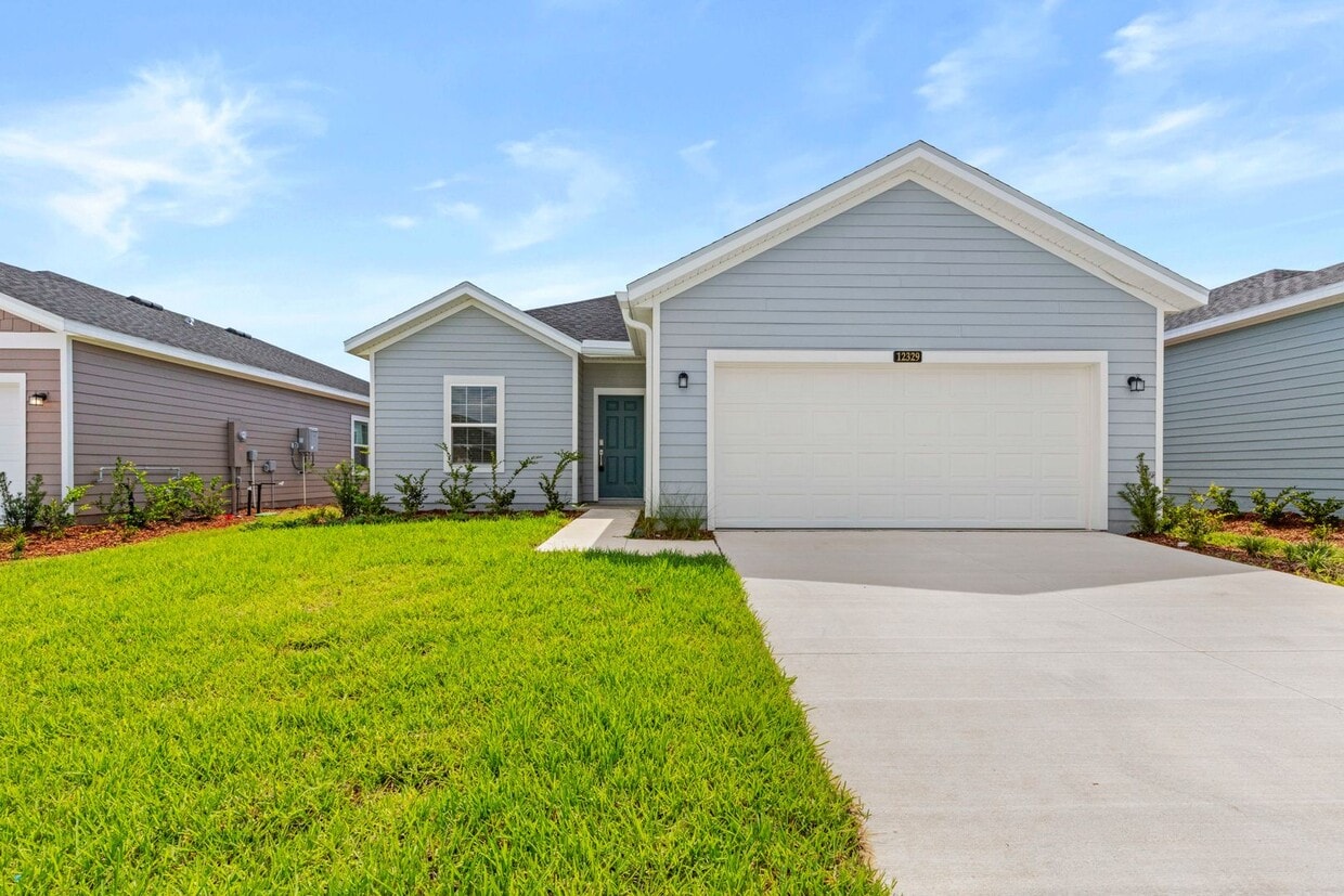 Primary Photo - Beautiful Brand New 3 bedroom 2 bath home ...