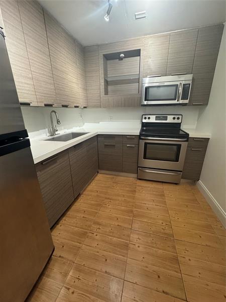 Foto del edificio - 8901 N New River Canal Rd