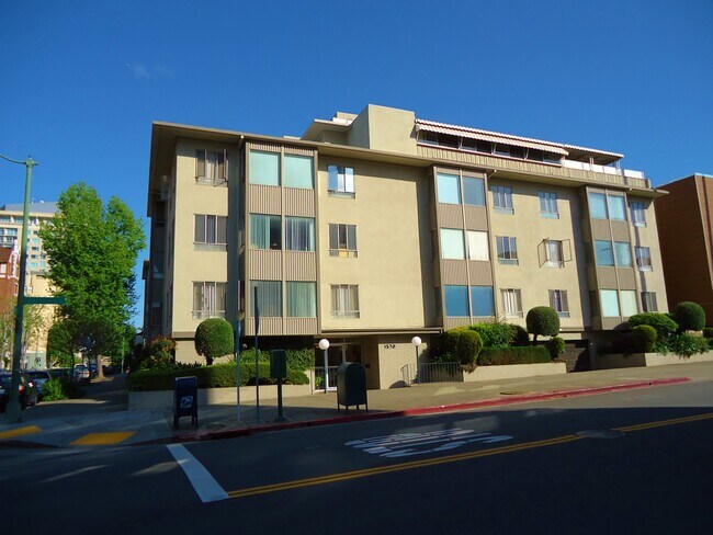 Foto del edificio - 1570 Jackson St