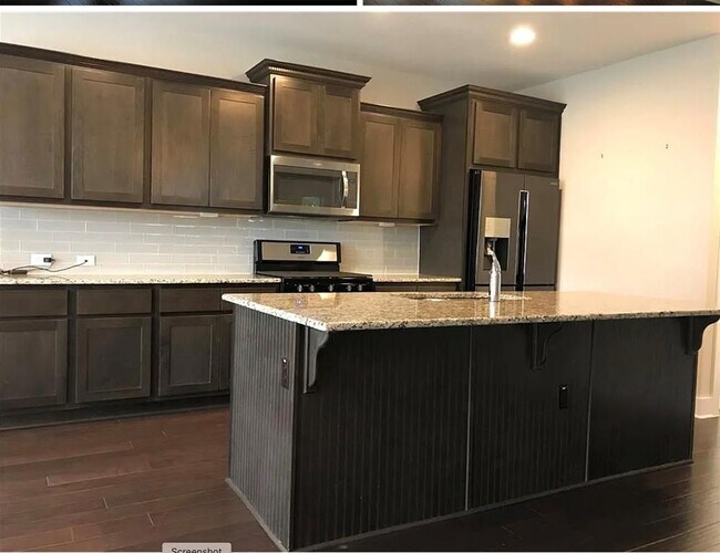 Foto del edificio - 9532 Hunter Ln