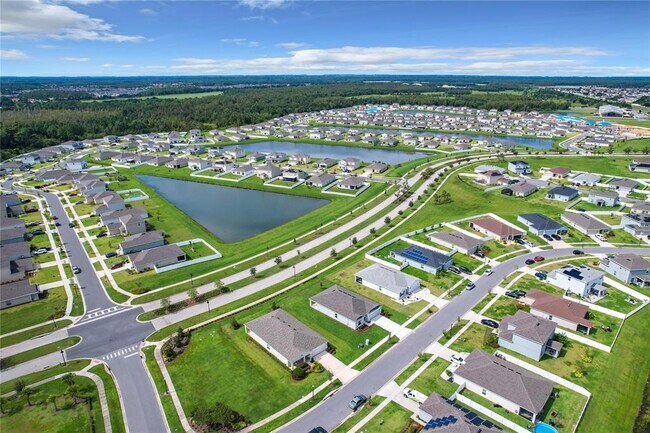 Foto del edificio - 425 Quarry Rock Cir