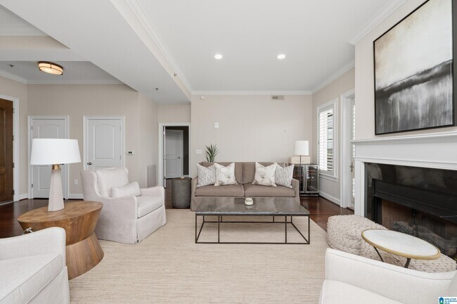 Foto del edificio - 2600 Highland Ave